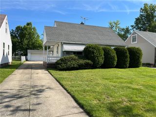 15513 Walvern Boulevard, Maple Heights, OH 44137