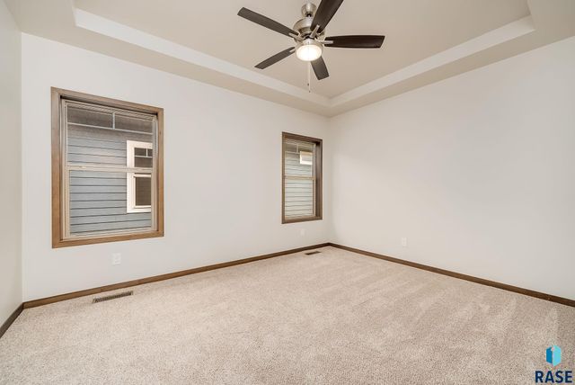 2409 E Tinley St Street, Brandon, SD 57005