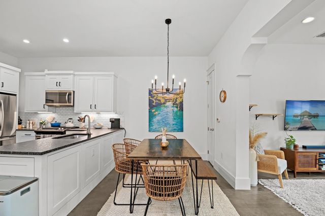 3206 Garden Villa LN A, Austin, TX 78704