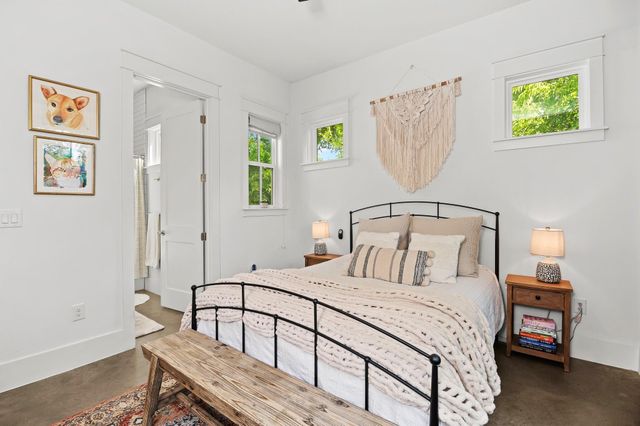 3206 Garden Villa LN A, Austin, TX 78704