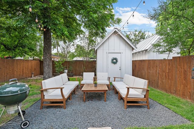 3206 Garden Villa LN A, Austin, TX 78704