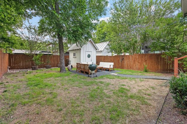 3206 Garden Villa LN A, Austin, TX 78704
