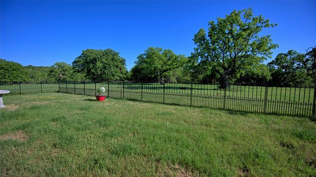8791 State Hwy 59 S, Bowie, TX 76230