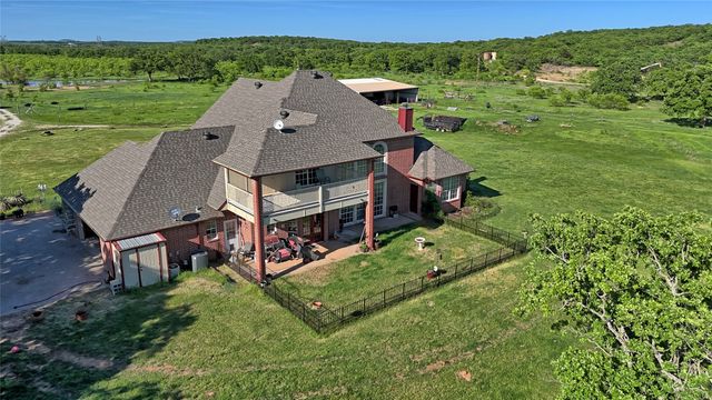 8791 State Hwy 59 S, Bowie, TX 76230