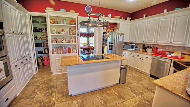 8791 State Hwy 59 S, Bowie, TX 76230