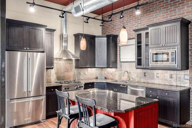 210 W Magnolia Street 360, Fort Collins, CO 80521