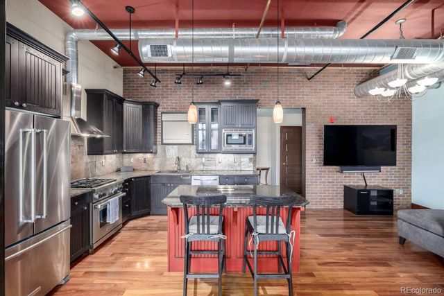 210 W Magnolia Street 360, Fort Collins, CO 80521