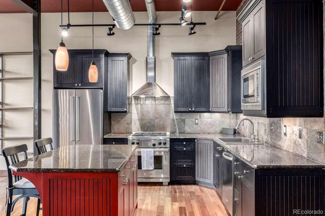 210 W Magnolia Street 360, Fort Collins, CO 80521