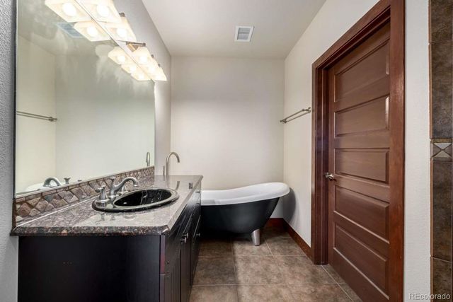 210 W Magnolia Street 360, Fort Collins, CO 80521