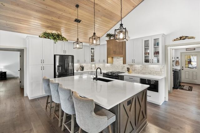 1330 SR 110 Highway E, Waynesville, GA 31566