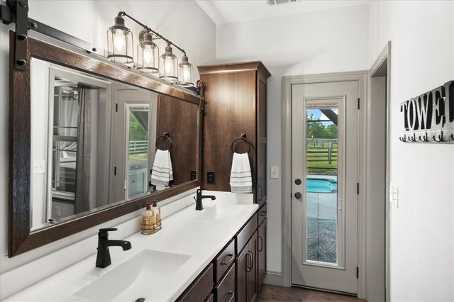 1330 SR 110 Highway E, Waynesville, GA 31566