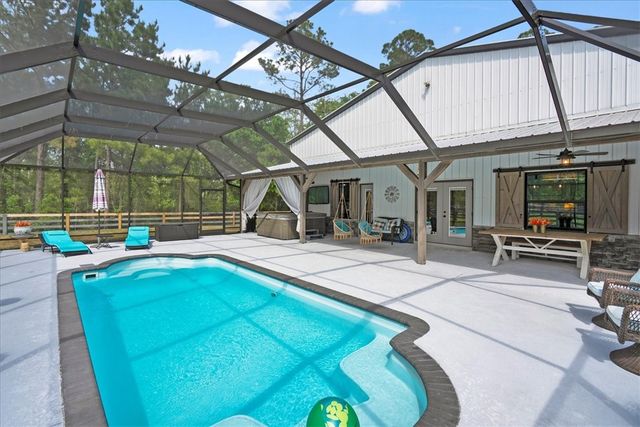 1330 SR 110 Highway E, Waynesville, GA 31566