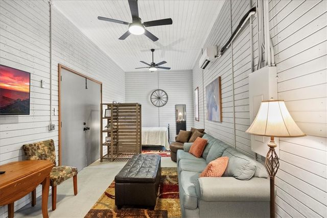 1330 SR 110 Highway E, Waynesville, GA 31566