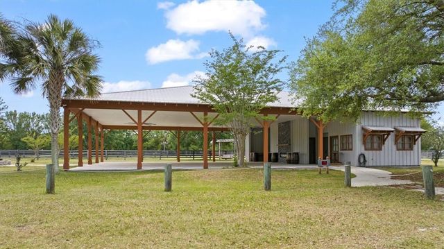 1330 SR 110 Highway E, Waynesville, GA 31566