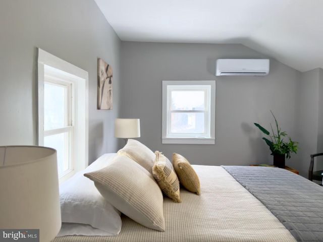 4460 HORSESHOE PIKE, Honey Brook, PA 19344