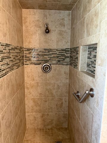 318 NE Michael Drive, Burleson, TX 76028