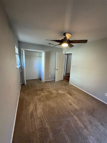 318 NE Michael Drive, Burleson, TX 76028