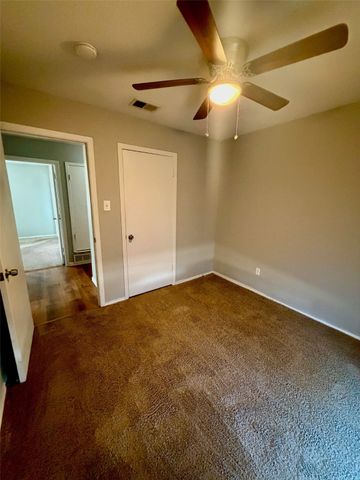 318 NE Michael Drive, Burleson, TX 76028