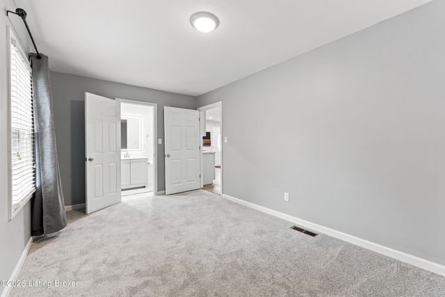 2413 Elmore St, Louisville, KY 40216