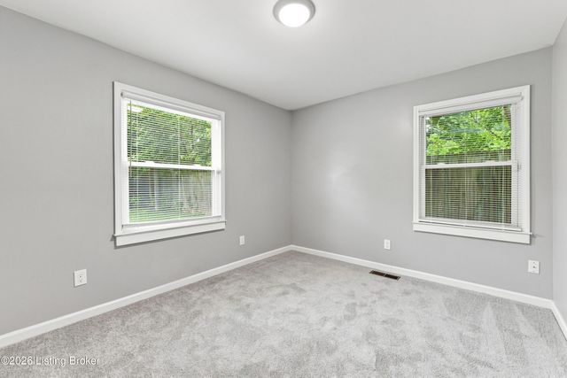 2413 Elmore St, Louisville, KY 40216