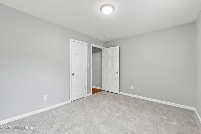 2413 Elmore St, Louisville, KY 40216
