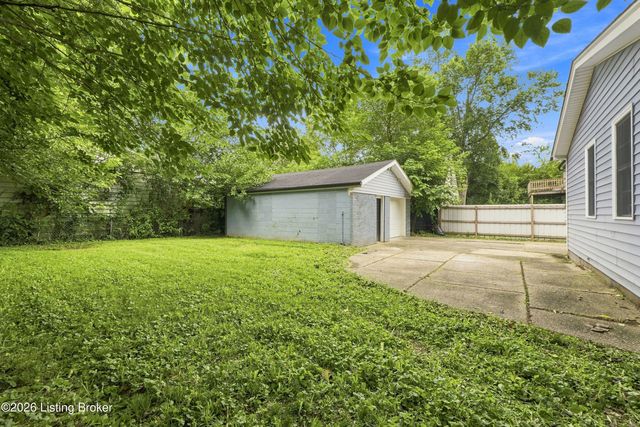 2413 Elmore St, Louisville, KY 40216