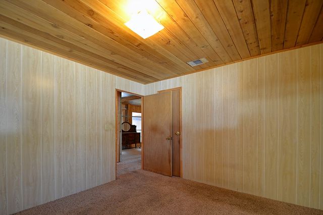 270 Sanders Rd, Center Point, TX 78010