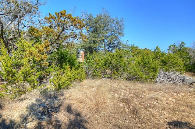 270 Sanders Rd, Center Point, TX 78010