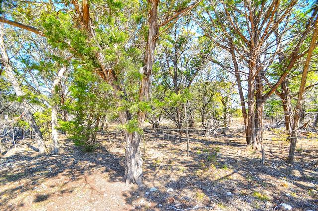 270 Sanders Rd, Center Point, TX 78010