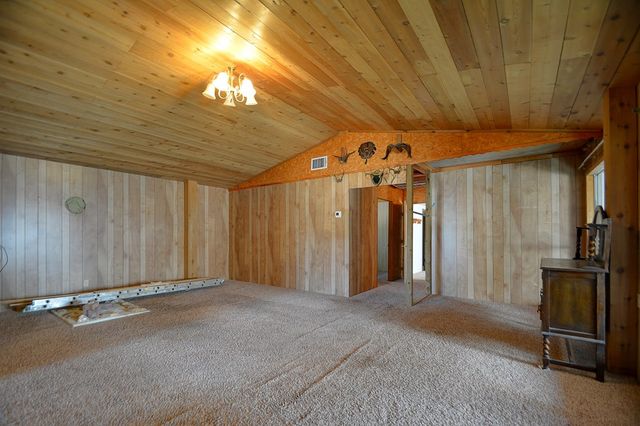 270 Sanders Rd, Center Point, TX 78010