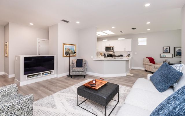 1631 Andover Ln, Lincoln, CA 95648
