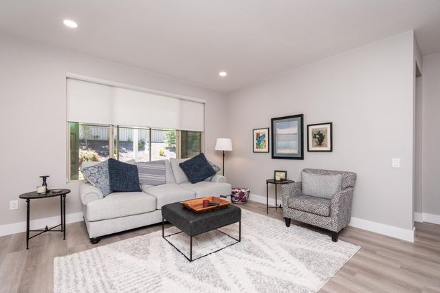 1631 Andover Ln, Lincoln, CA 95648