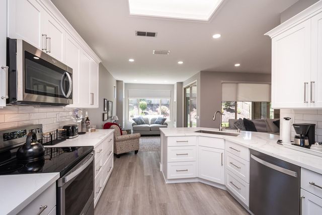 1631 Andover Ln, Lincoln, CA 95648