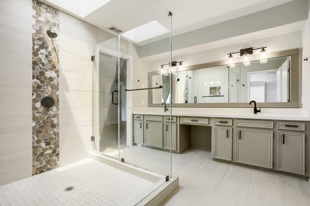 16505 Cornwall Street, Jersey Village, TX 77040