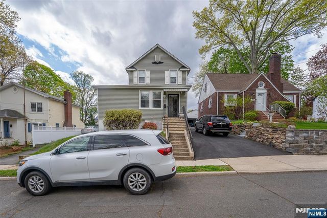 100 Washington Place, Teaneck, NJ 07666