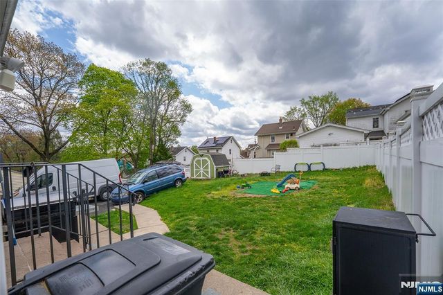 100 Washington Place, Teaneck, NJ 07666