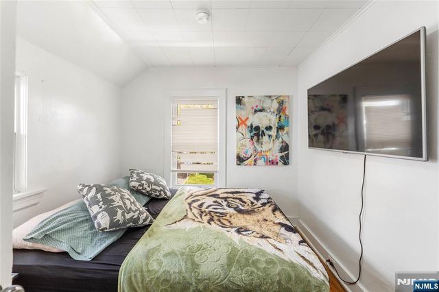 100 Washington Place, Teaneck, NJ 07666