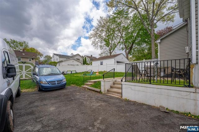 100 Washington Place, Teaneck, NJ 07666