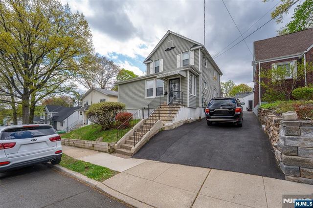 100 Washington Place, Teaneck, NJ 07666