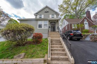 100 Washington Place, Teaneck, NJ 07666