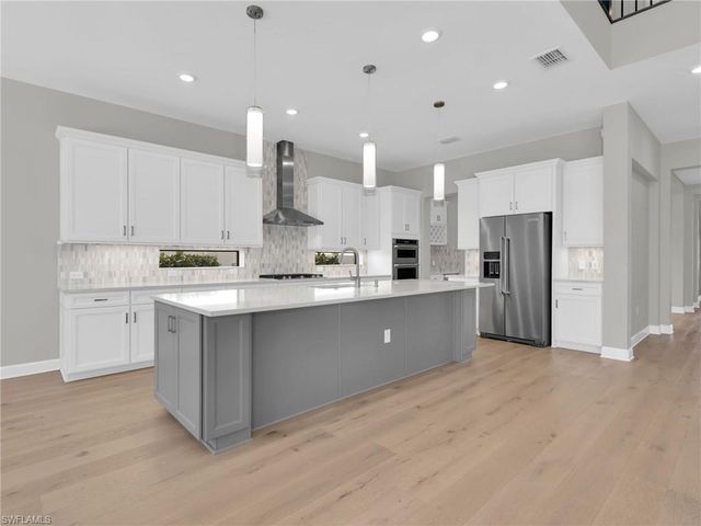 20060 Hartford BLVD, Estero, FL 33928