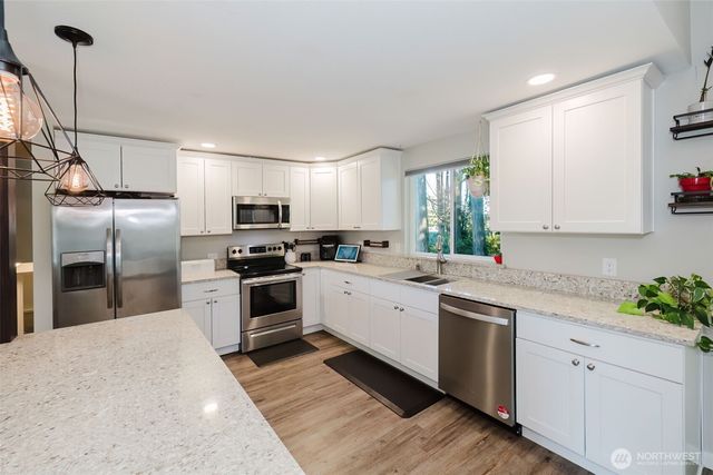 3144 La Linda Court SE, Port Orchard, WA 98366