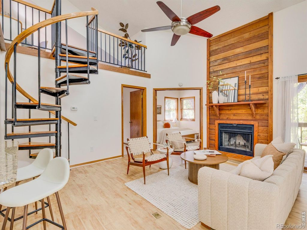 2960 Shadow Creek Drive 302, Boulder, CO 80303