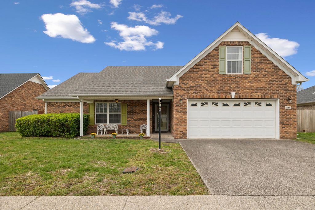 1764 Auburn Ln, Columbia, TN 38401