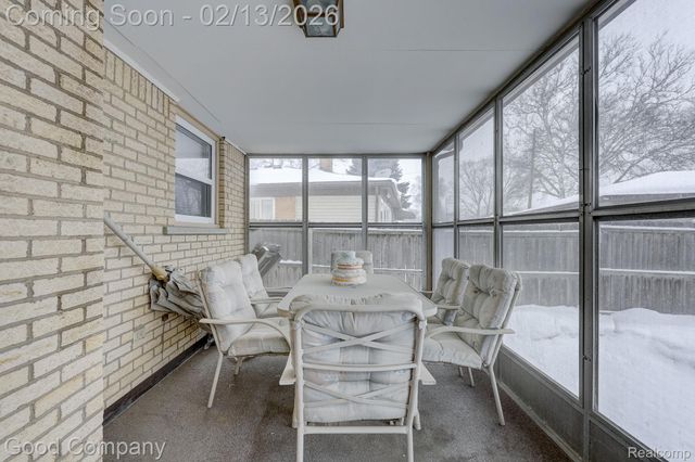 23530 Beverly Street, Oak Park, MI 48237