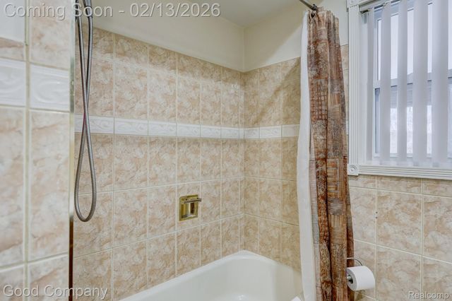 23530 Beverly Street, Oak Park, MI 48237