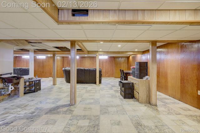 23530 Beverly Street, Oak Park, MI 48237