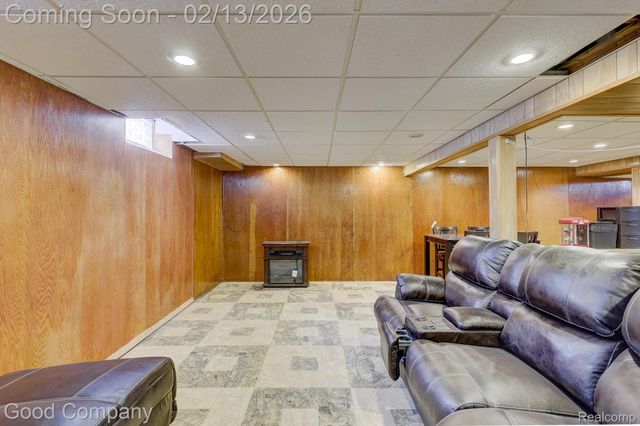 23530 Beverly Street, Oak Park, MI 48237