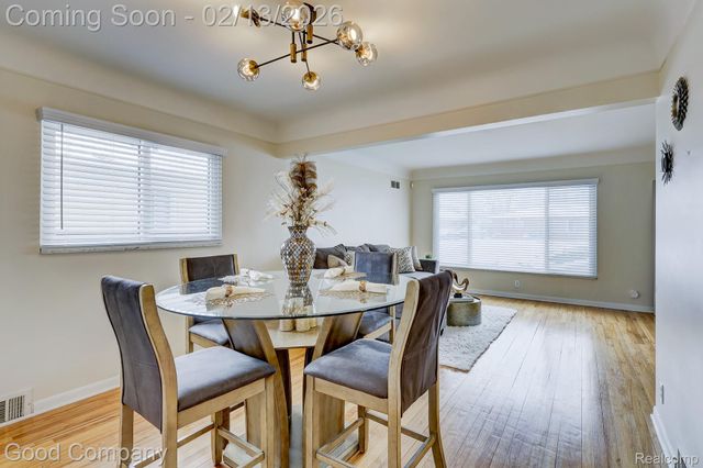 23530 Beverly Street, Oak Park, MI 48237