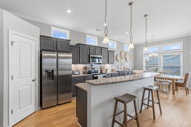 182 Rippling Brook Lane, Springboro, OH 45066